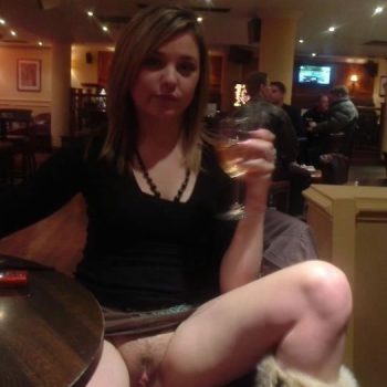 Elya - Modave - Liège | Stripteaseuse